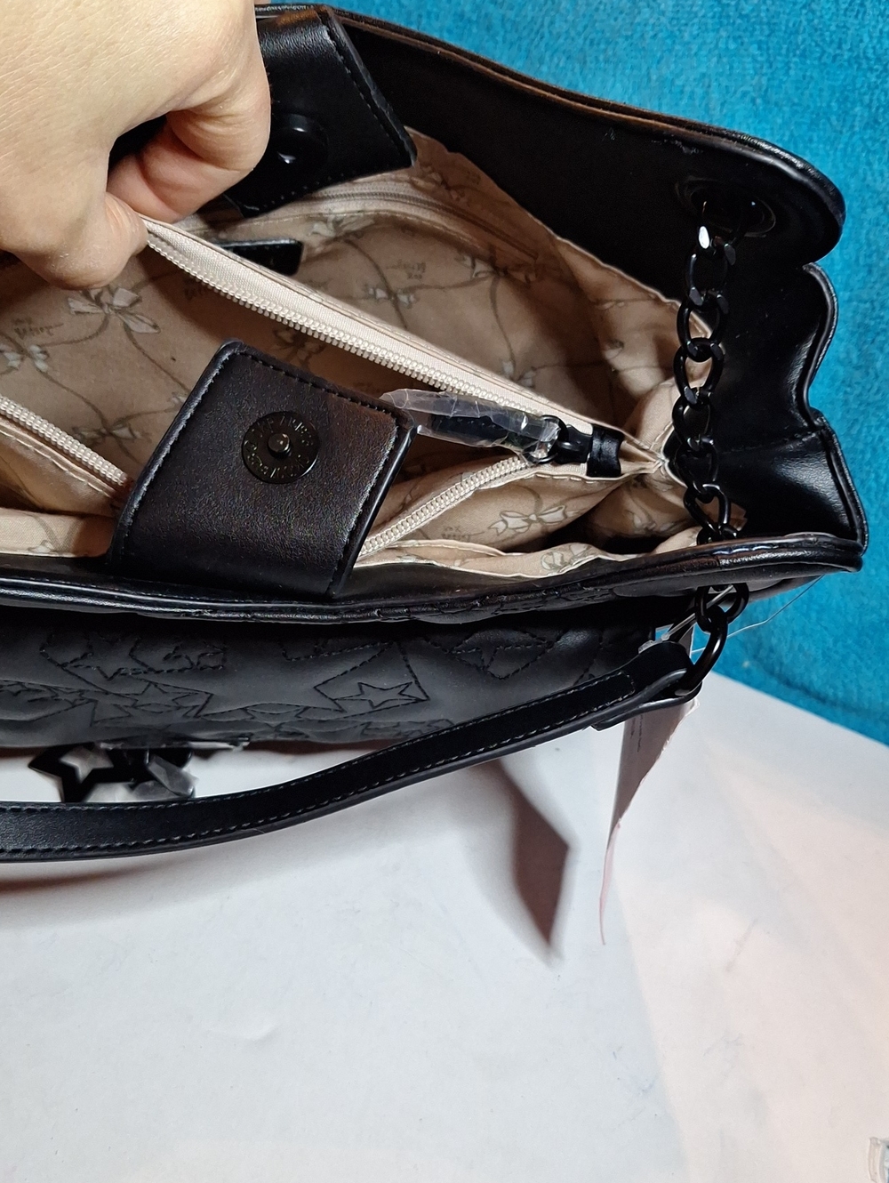 Betsey Johnson Black Star Pattern Purse NWT, Xotalia - Picture 7 of 16